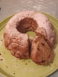 Túrós fahéjas csokis kuglóf 🍮 recept fotója