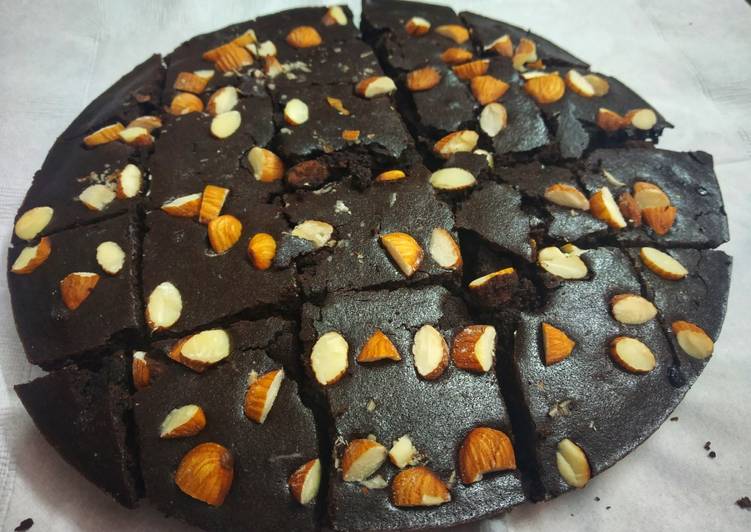 Simple Way to Prepare Favorite Almonds Brownie
