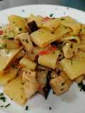 Calamarata con Salmone, Pomodori e Melanzane