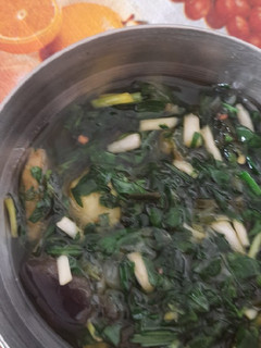 ગ્રીન ઊંધિયું (Green Undhiyu Recipe In Gujarati) રેસીપી મુખ્ય ફોટો