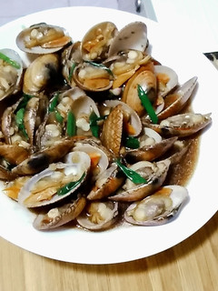 A picture of Clam with garlic black bean paste.