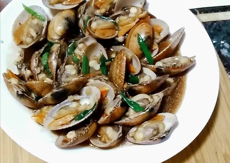 Simple Way to Prepare Perfect Clam with garlic black bean paste
