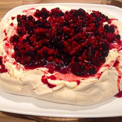 Winterberry Pavlova A picture of Winterberry Pavlova.
