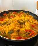 Paella de pollo/conejo para dos