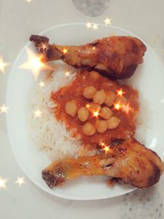 صورة لوصفة رز بالدجاج مسقي