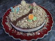 Una foto de tarta avellanas