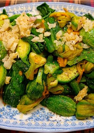 Hình của món Nụ bí xào tỏi.