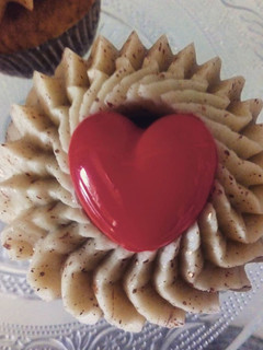 Una foto de Cupcakes de vainilla y dulce de leche