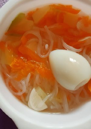 Foto resep Mpasi 1y+ (Mie bihun sayur+telor puyuh) menu 4 bintang