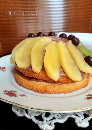 Foto di Naked Cake con crema pasticcera al cioccolato