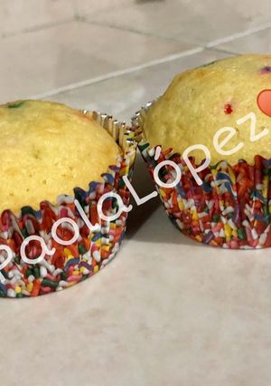 Una foto de Cupcakes de Chispitas de Colores
