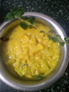 மணக்க மணக்க புடலங்காய் கூட்டு (Pudalankaai koottu recipe in tami செய்முறை முக்கிய புகைப்படம்