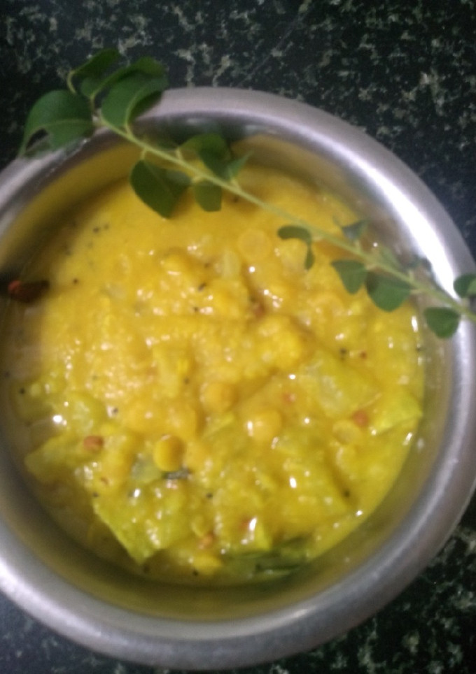 மணக்க மணக்க புடலங்காய் கூட்டு (Pudalankaai koottu recipe in tami செய்முறை முக்கிய புகைப்படம்