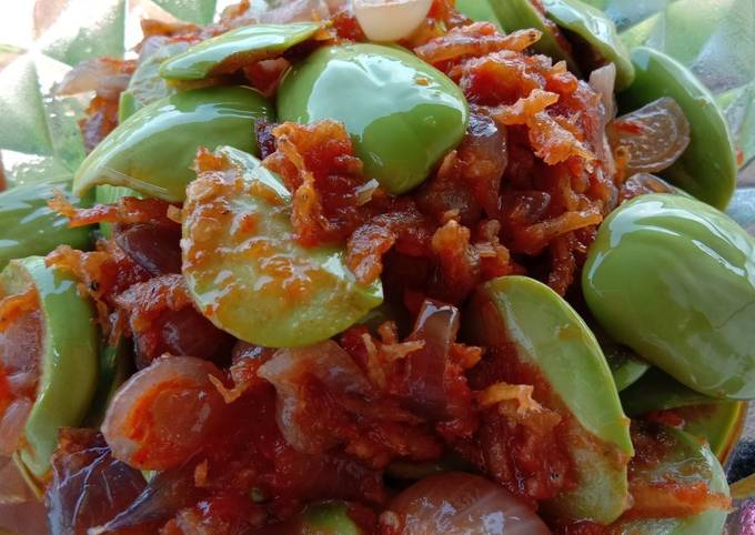 Sambal bawang merah pete teri medan