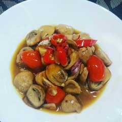 A picture of Tumis Jamur.
