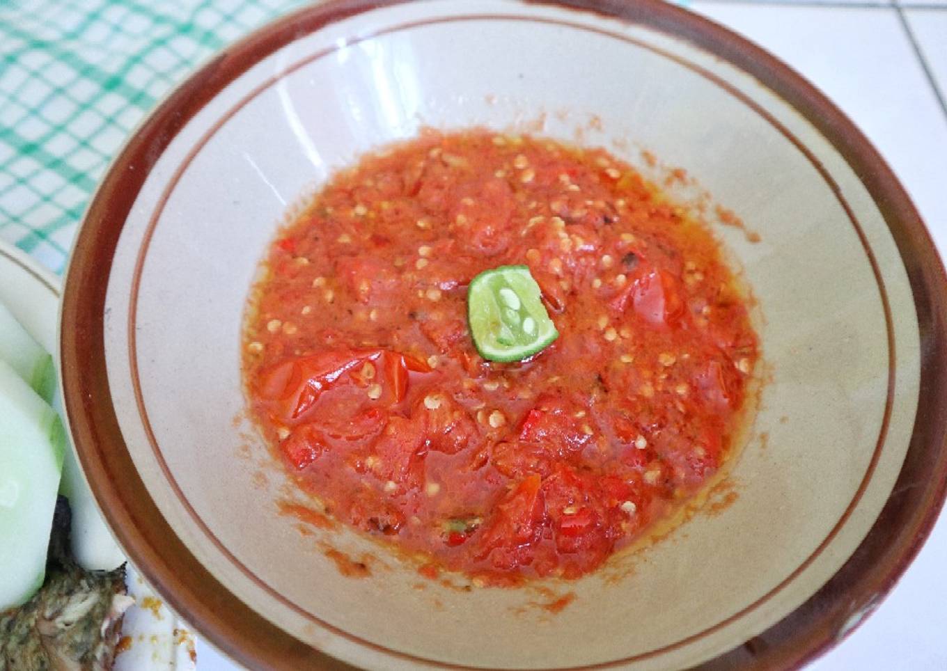 Sambel tomat (untuk ikan bakar/lalapan ayam goreng/seafood)