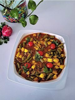 عکسی از دستور خوراک لوبیاسبز🫛🥔