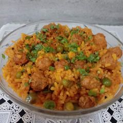 A picture of #LBC Peas & Soya chunks Pulav.