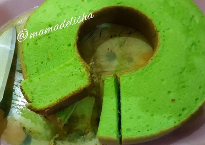Resep Bolu Pandan Super Lembut Bahan Sederhana Oleh Shinta Dennta - Cookpad Resep Bolu Pandan Super Lembut Bahan Sederhana Oleh Shinta Dennta - Cookpad