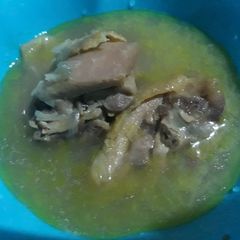 A picture of Chicken peppersoup.