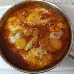 A picture of My Lovely One Pan,Tasty Bacon, Eggs & Tomato Baked Breakfast.😁.