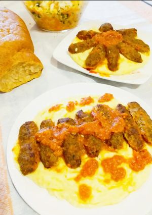 Φωτογραφία της συνταγής Κεφτεδάκια κοκκινιστά με πουρέ πατάτας