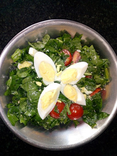 Una foto de Ensalada de espinaca