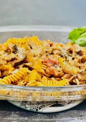 Foto di Fusilli al forno con melanzane e pomodorini