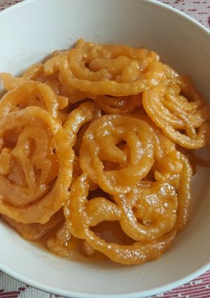 A picture of Instant Jalebi.