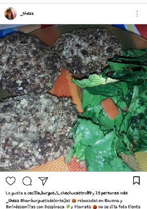 Una foto de Hamburguesas de lentejas rebozadas con semillas