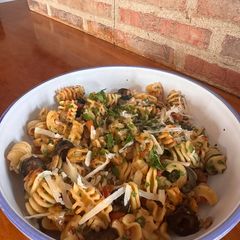 A picture of Pasta Puttanesca.