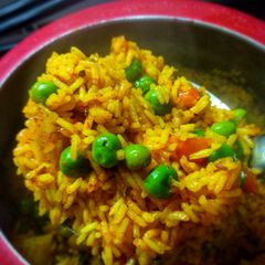 A picture of Matar pulao.