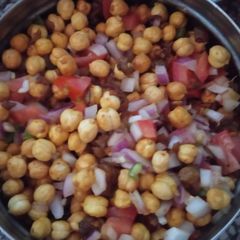 A picture of Chaana chat.