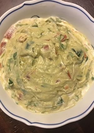 A picture of California Farm Pico de Gallo Avocado Mayo Sauce.
