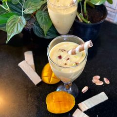A picture of Creamy Mango Banana Smoothie.
