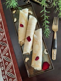 আপেল পাটিসাপ্টা (Apple Patishapta recipe in Bengali) রেসিপির প্রধান ছবি