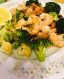 Salteado de camarones y vegetales
