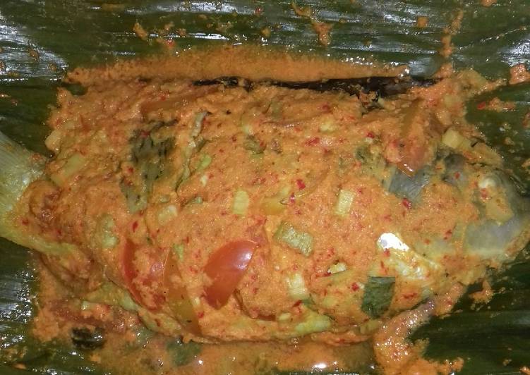 Cara buat Pepes Ikan Mas yang enak dan Mudah Dibuat
