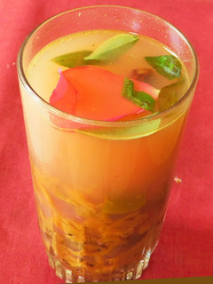 சிகப்பு ரோஜா ரசம் செய்முறை முக்கிய புகைப்படம்