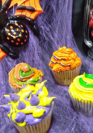 Una foto de Muffins de vainilla y chocolate súper húmedos