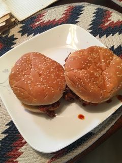 A picture of Sloppy joes.