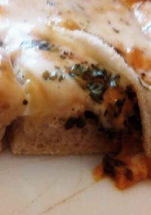 Una foto de Pizza casera... 2 parte