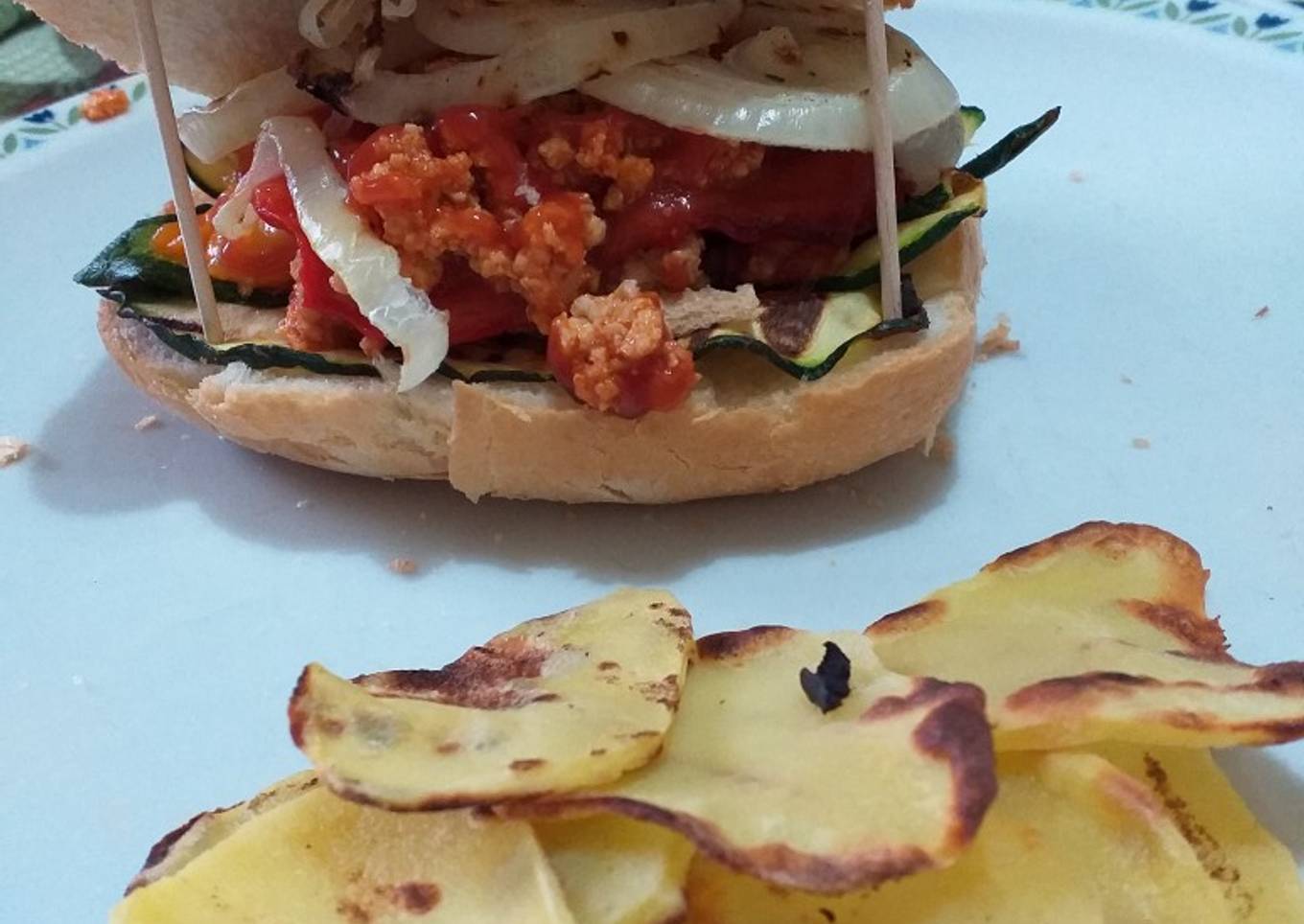 Burger Con Tachin and Green Grill