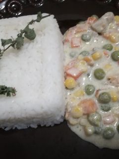 Zöldséges csirkeragu 🐔 recept fotója