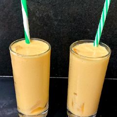A picture of My Mango Smoothies with Ice.