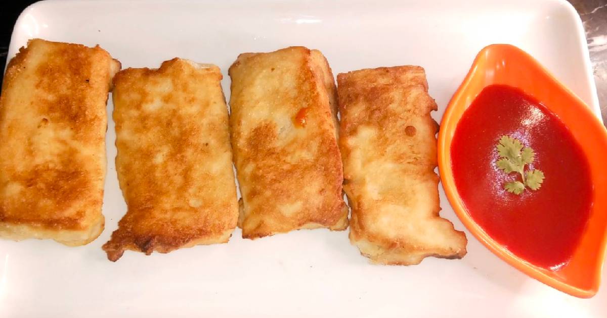 Bread Egg Sandwich 🥪 Recipe by Hira khan Cookpad