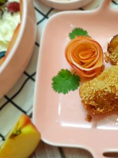 Hình của món Chả giò táo.