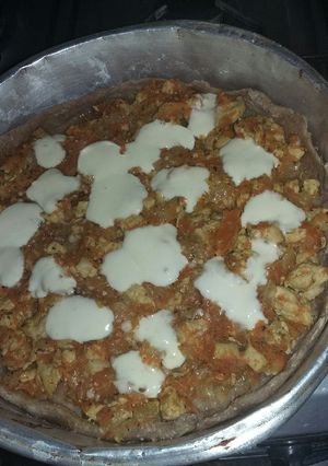 Una foto de Tarta de masa integral de pollo y zanahoria