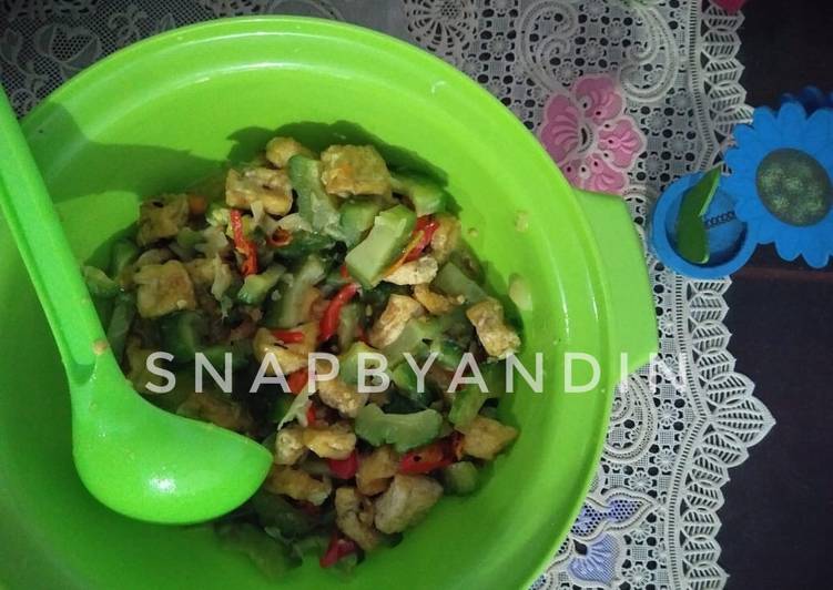 Cara Gampang Menyiapkan Sayur Pare Kuah Santan Anti Gagal