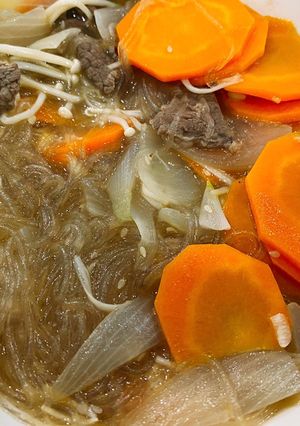 Hình của món Canh bò Hàn Quốc pha ke cho bé :)).